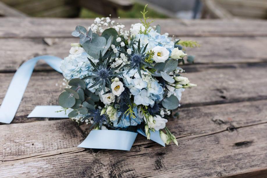 Gorgeous Bride Bouquet for Winter Wedding